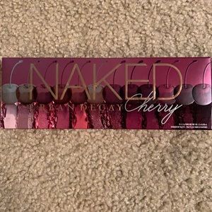 Urban Decay Naked Cherry Palette